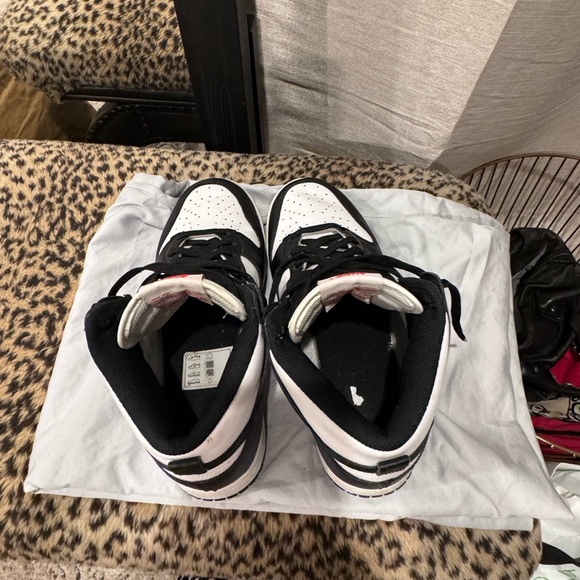 Nike dunks size 7.5 - Picture 4 of 9